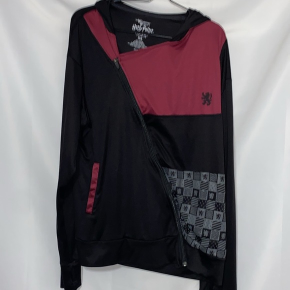 THE WIZARDING WORLD OF HARRY POTTER WO SIXE 3XL GRYFFINDOR HOGWARTS JACKET EUC - Picture 6 of 13